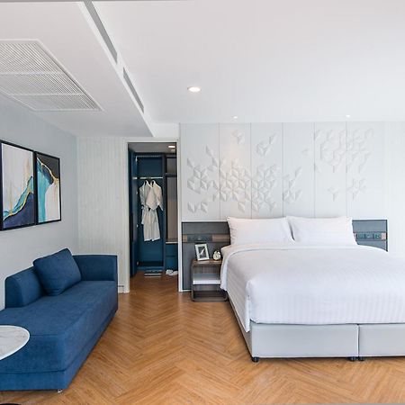 Amanta Hotel & Residence Sathorn Банкок Екстериор снимка