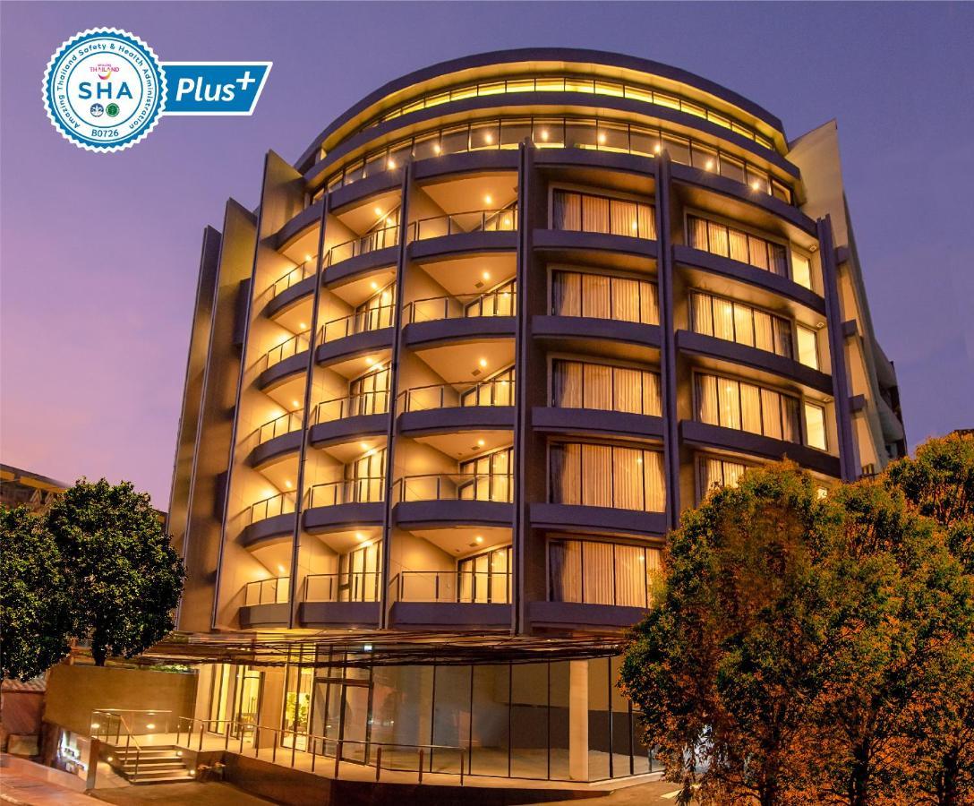 Amanta Hotel & Residence Sathorn Банкок Екстериор снимка