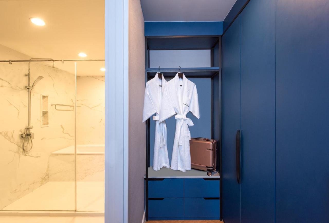 Amanta Hotel & Residence Sathorn Банкок Екстериор снимка