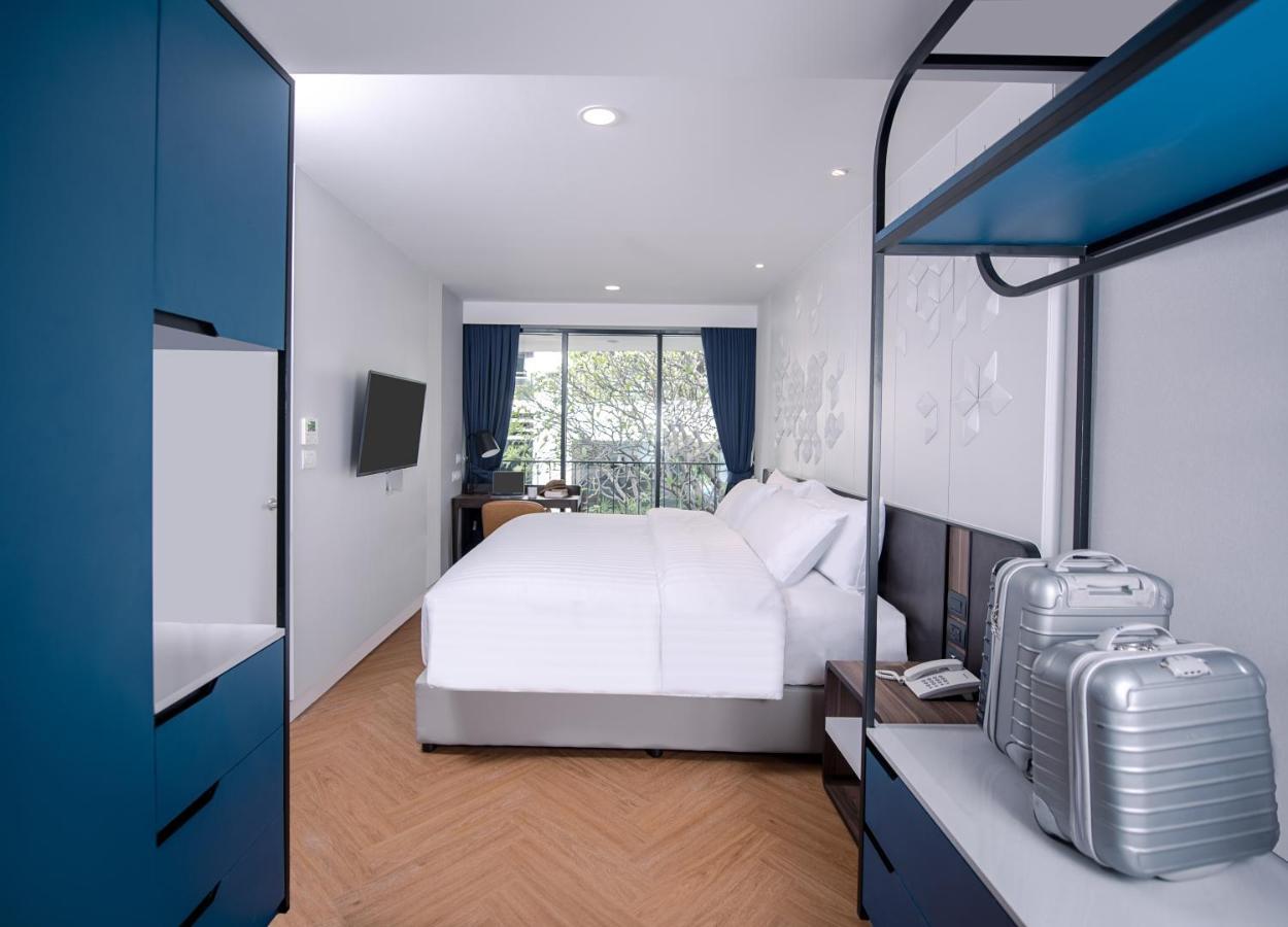 Amanta Hotel & Residence Sathorn Банкок Екстериор снимка